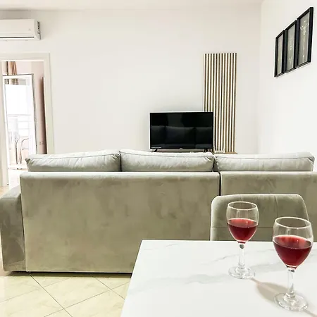 Mountain 990 Apartmán Durrës
