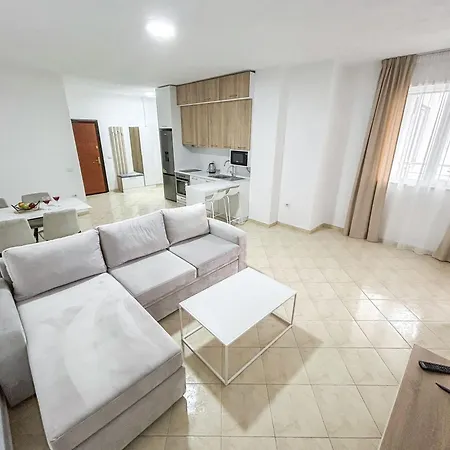 Apartment Mountain 990 Durres