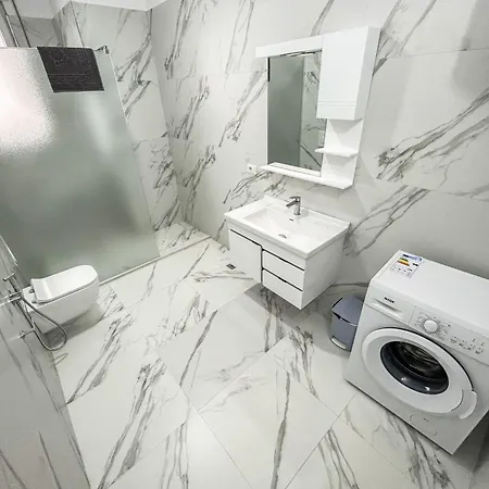 Apartment Mountain 990 Durres