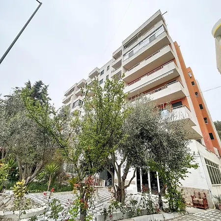 Mountain 990 * Durres